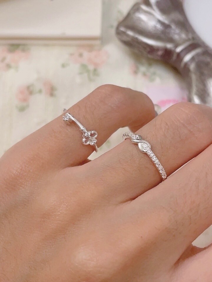 LINE_ALBUM_2月新品_250210_43