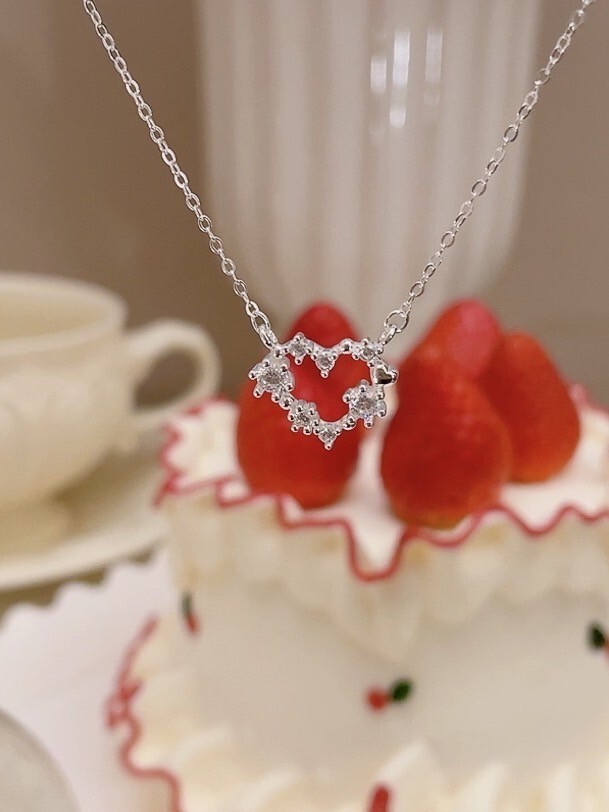 LINE_ALBUM_2月新品_250210_10