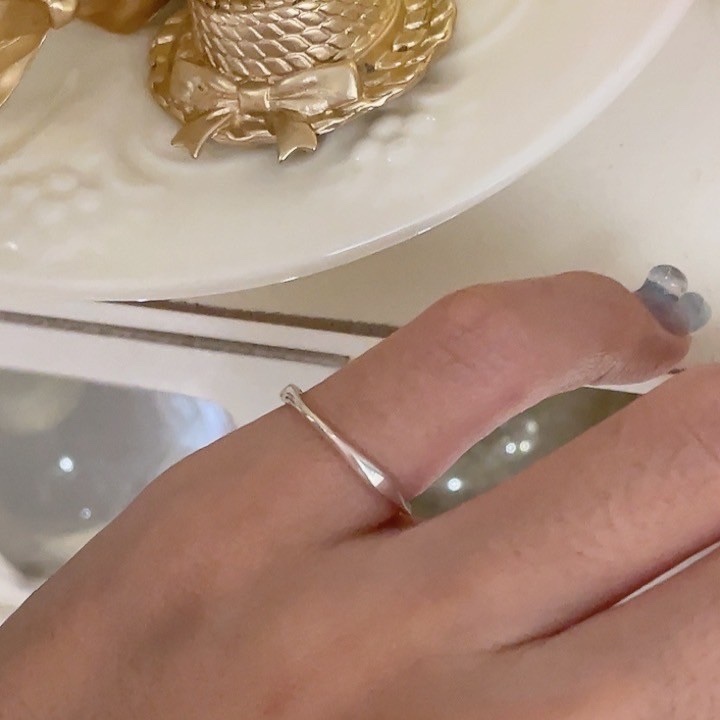 tw-11134207-7rasg-m4yqfyhw05kmba