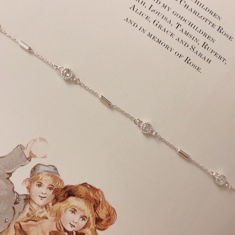 tw-11134207-7ras8-m4ypg80mngn575