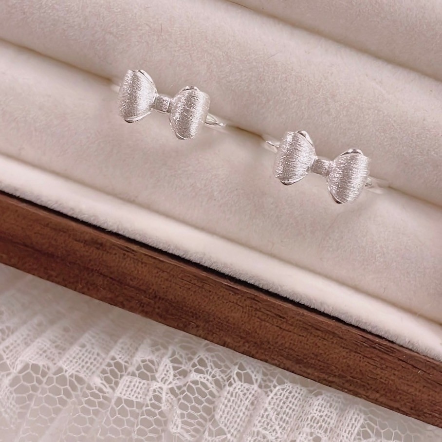 tw-11134207-7rasj-m15ken9j0iavbe