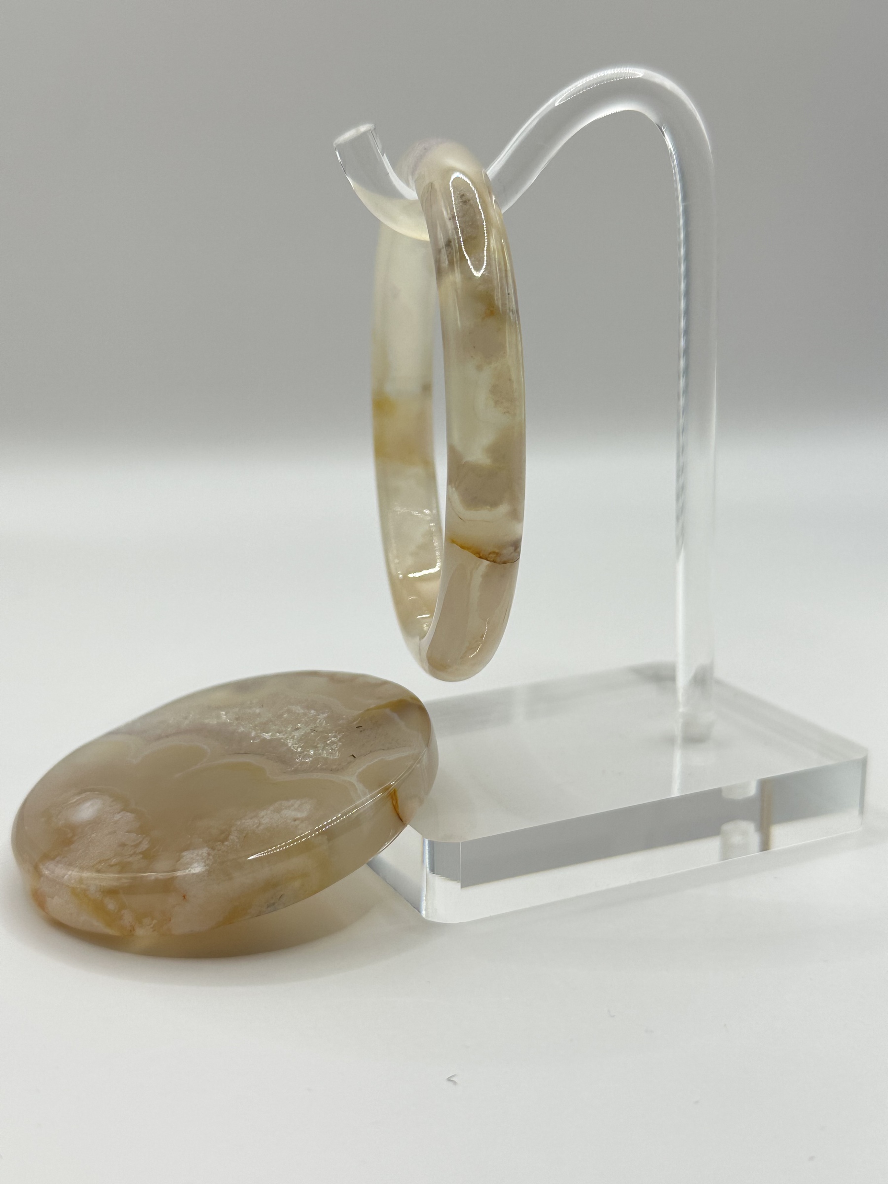 0FFC1720-5448-4E71-B6E5-E925CD431A1E