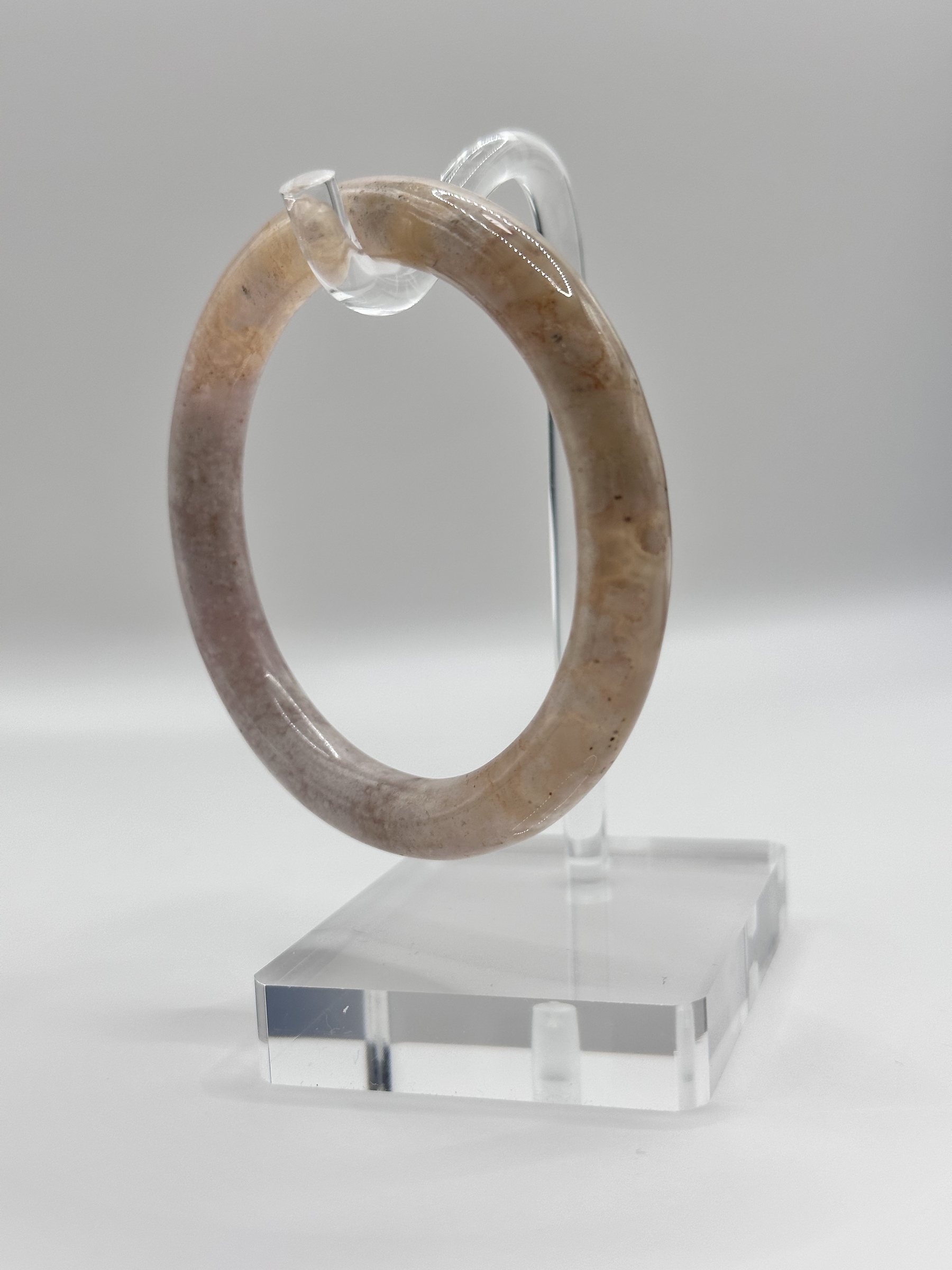 AF813A37-1DE5-418B-BF86-09BB993F3B3E