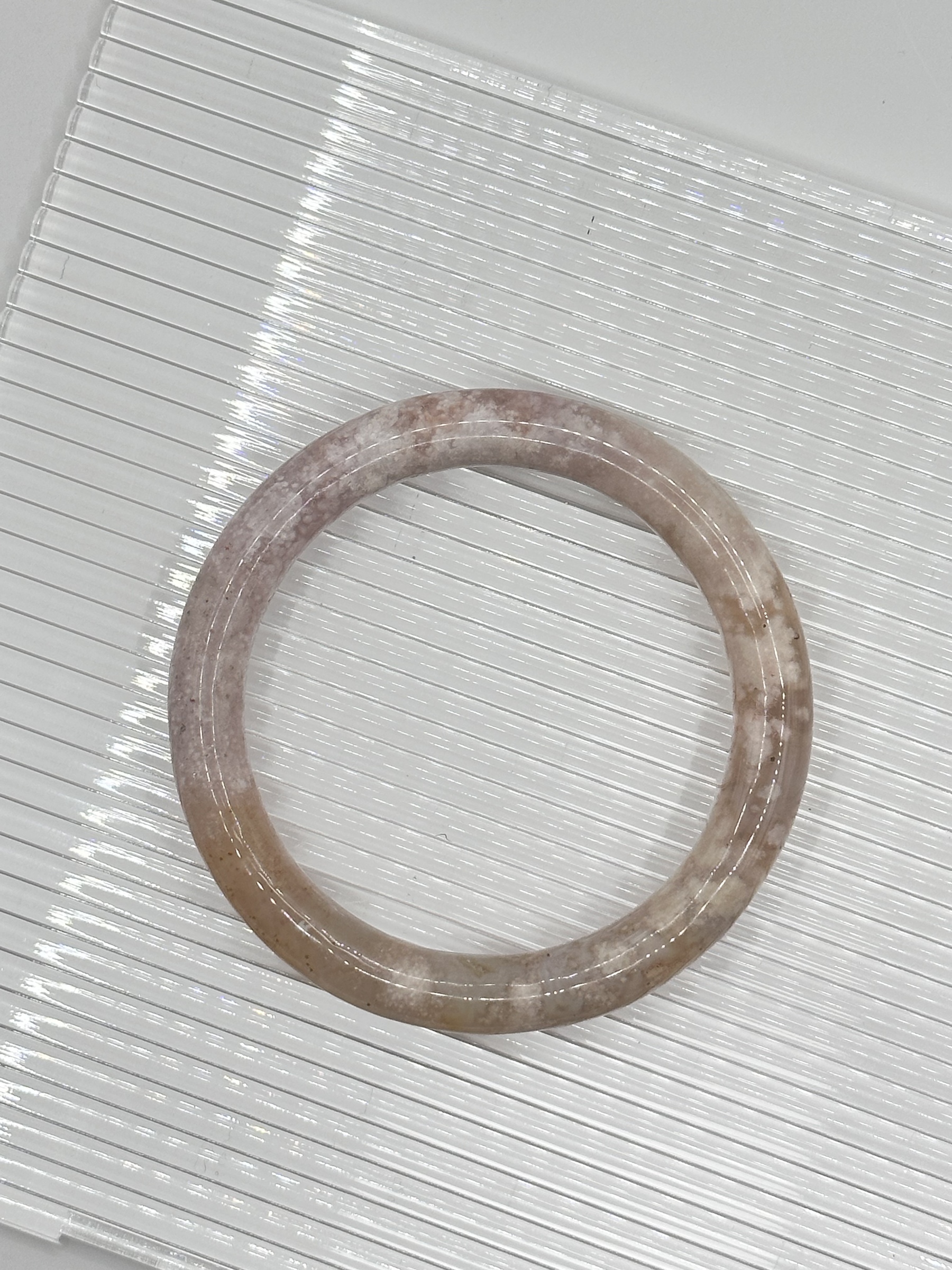 03CB6F48-7074-4624-A935-722E4B8CE422