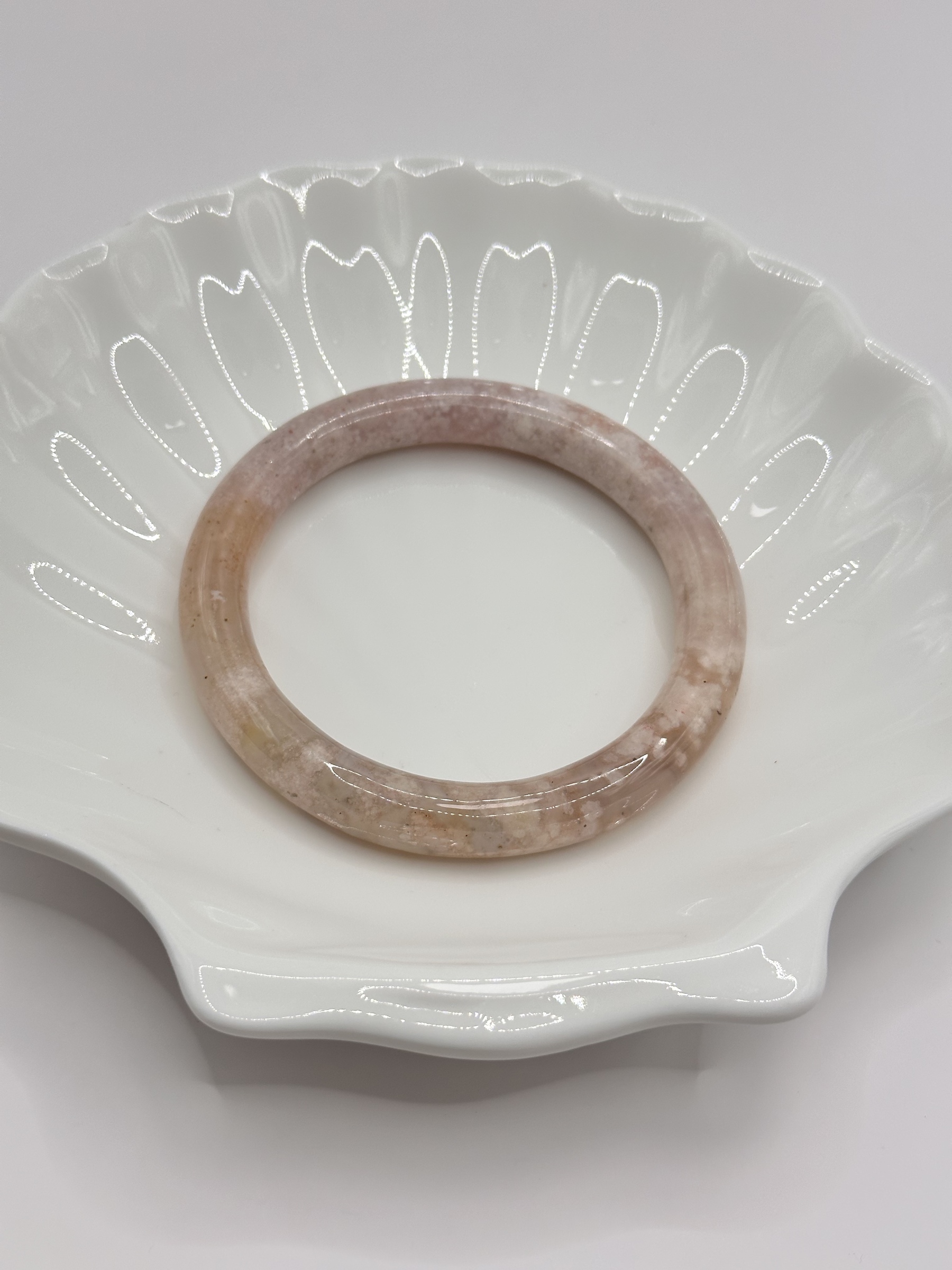 EAFBE8EB-7B72-44C1-B68D-2A7C984C9456