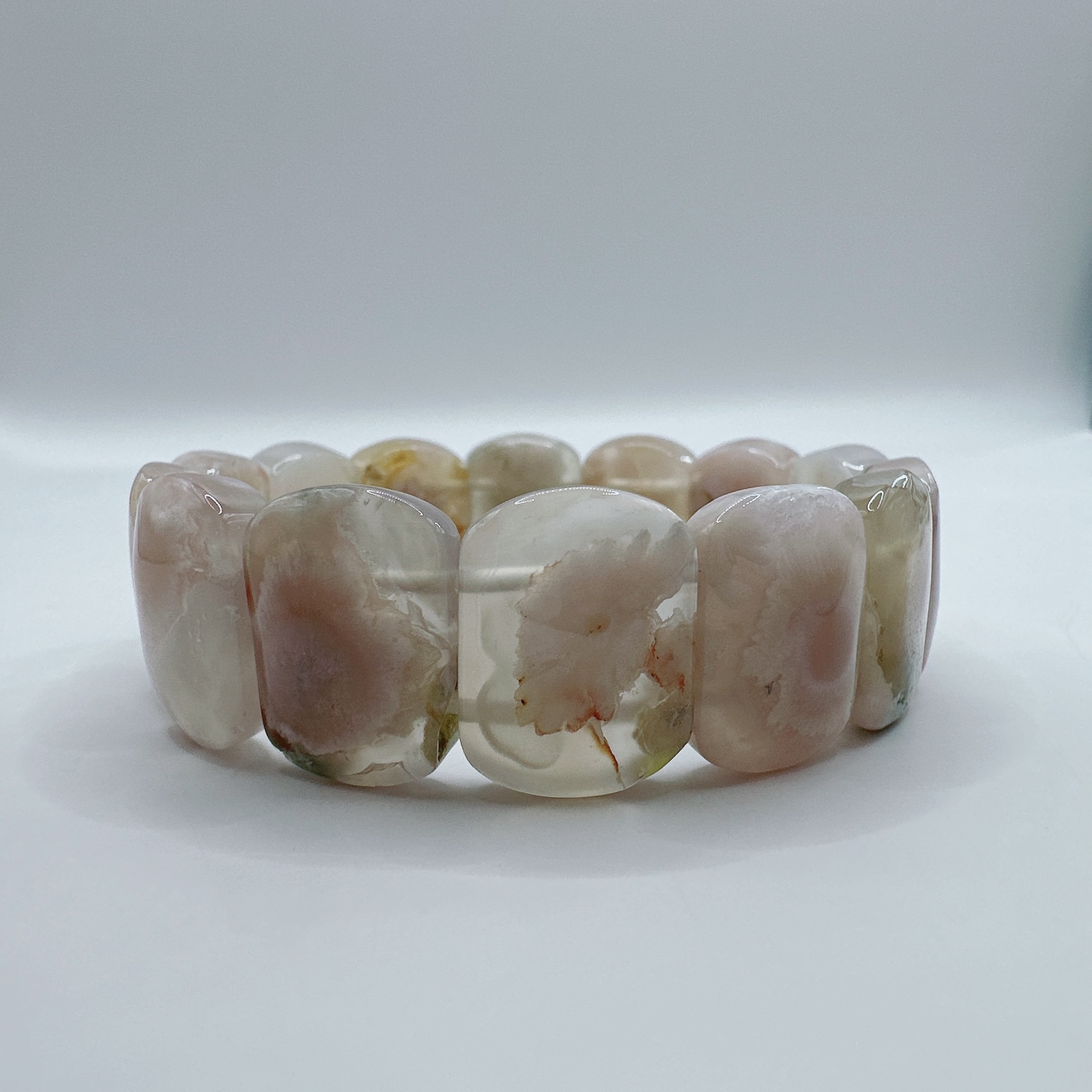 EA003B24-212F-4271-A447-1CD28CD331B0