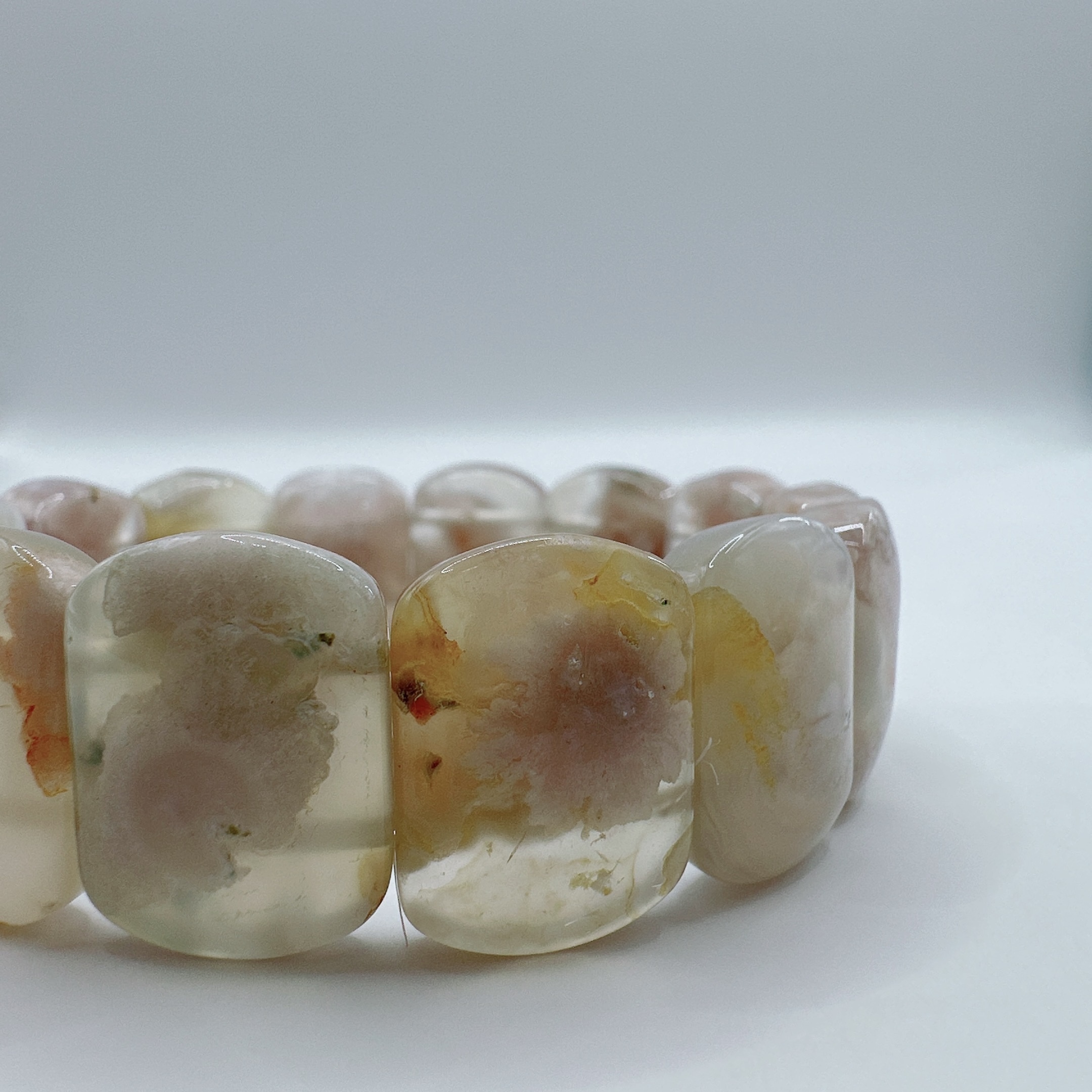 23C8DB41-F1CE-4C69-9969-9839E0524F4D