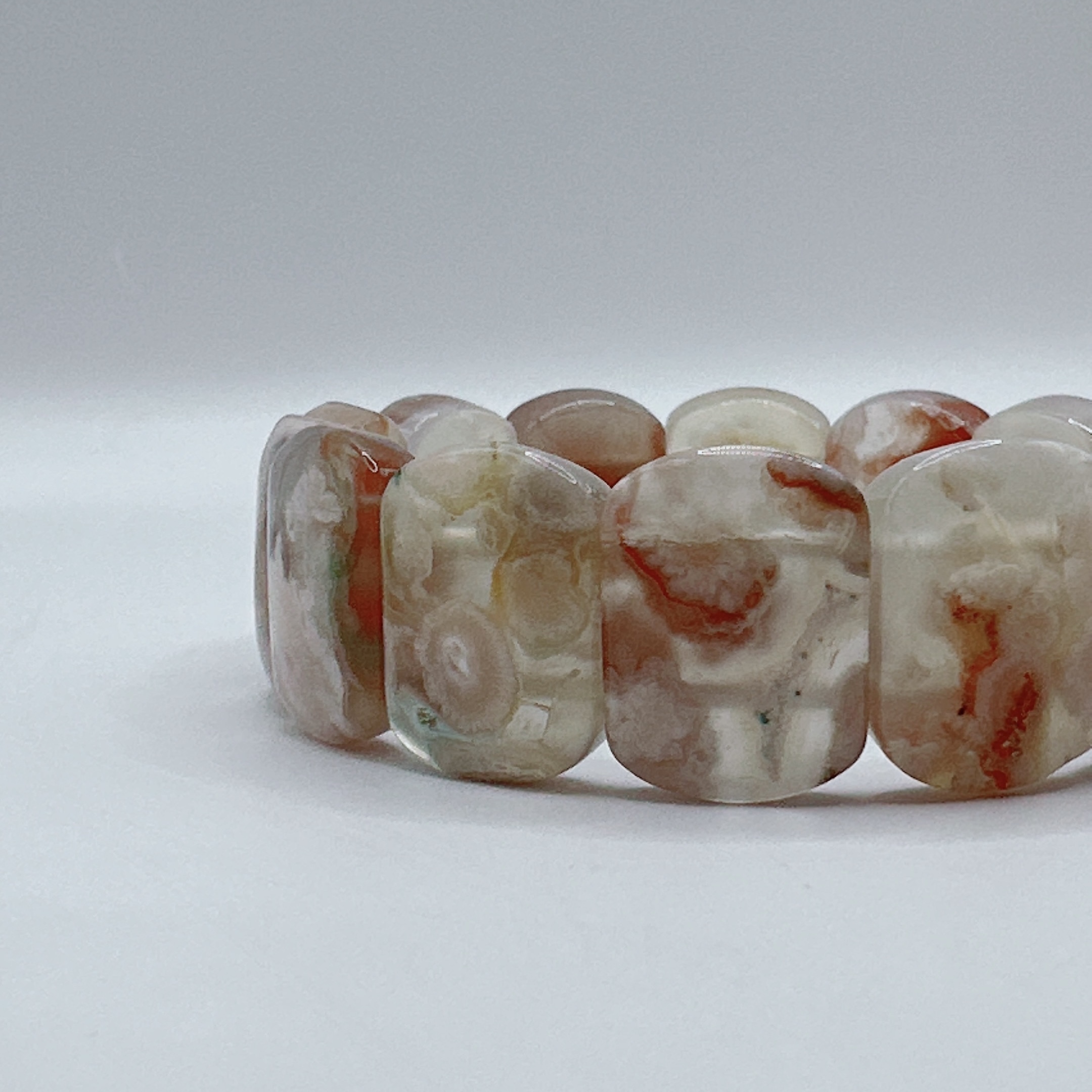 BB4EE666-5DD0-418C-8F57-3F68BEF0FF1B