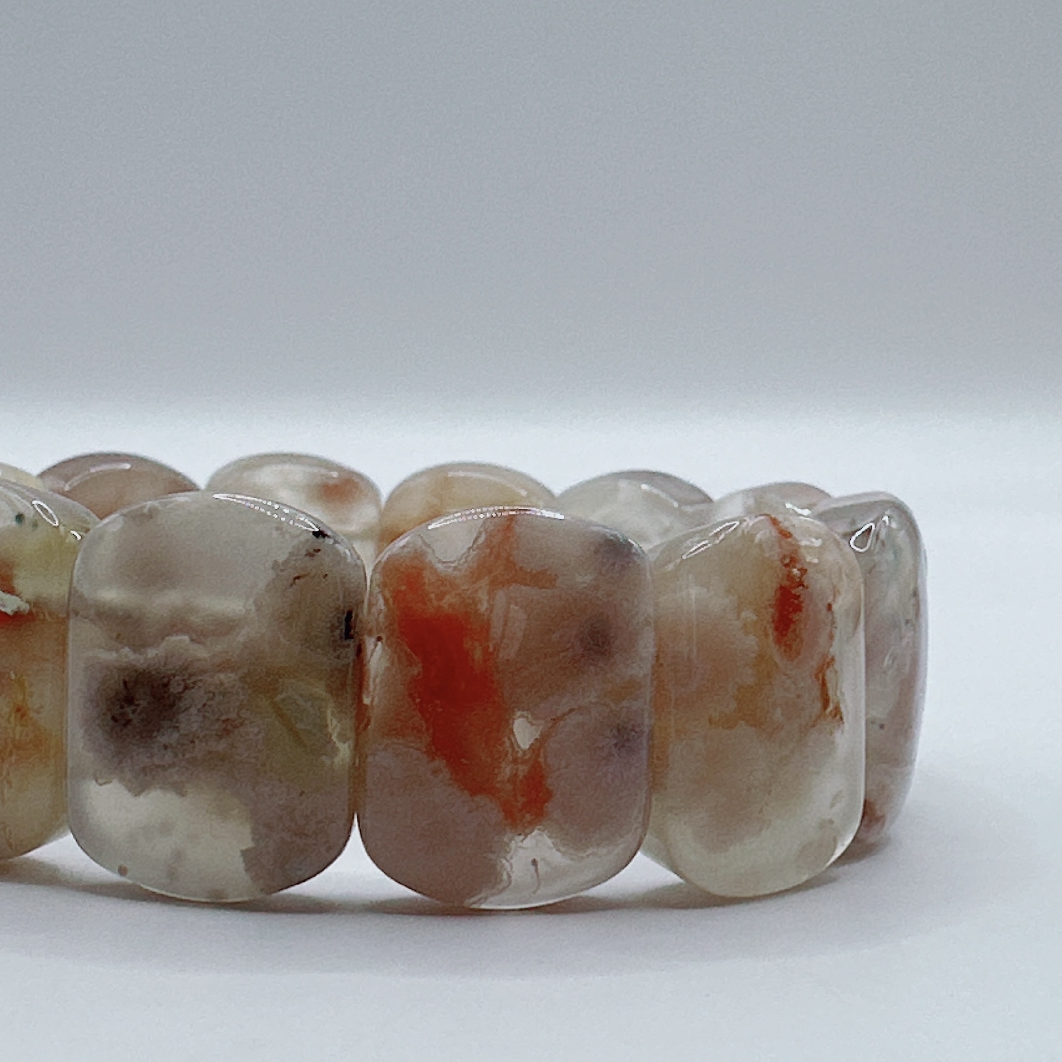 F26BA73C-EAFF-49BB-8136-9E4C202ED23F