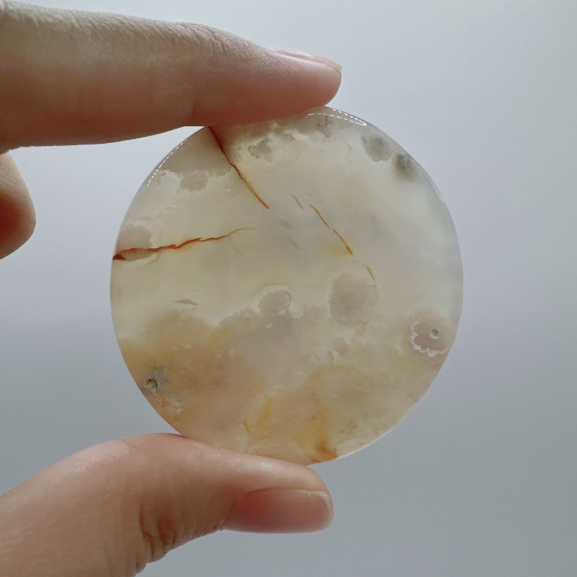 6700B826-6643-42B3-BAE1-64907C55B571