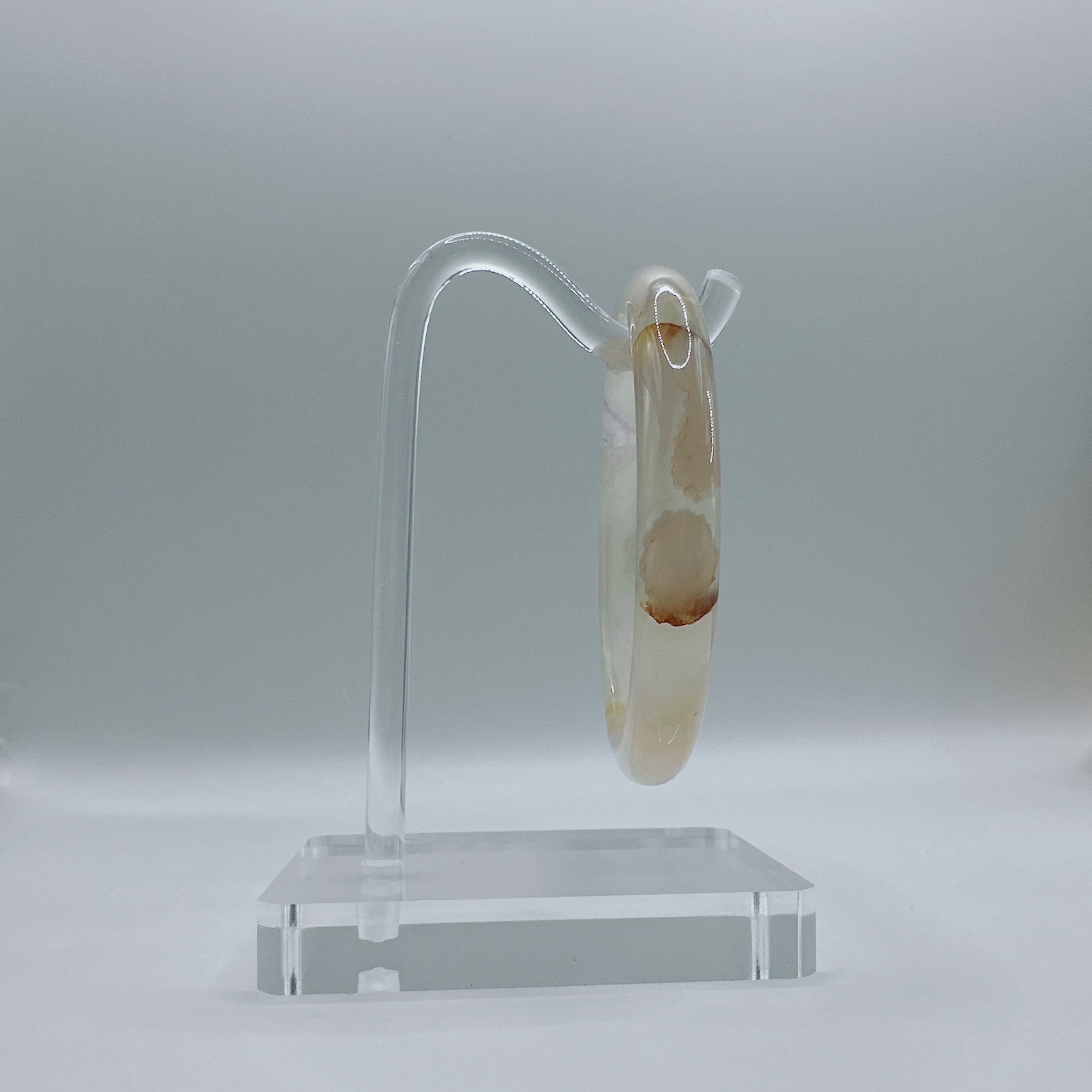 8AA43E97-B9DF-4314-B875-DED252AFF21D