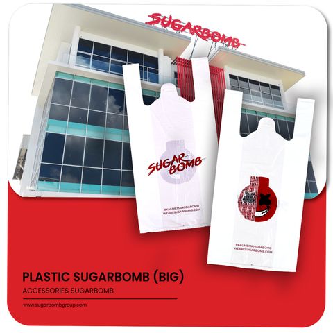 PLASTIC BIG