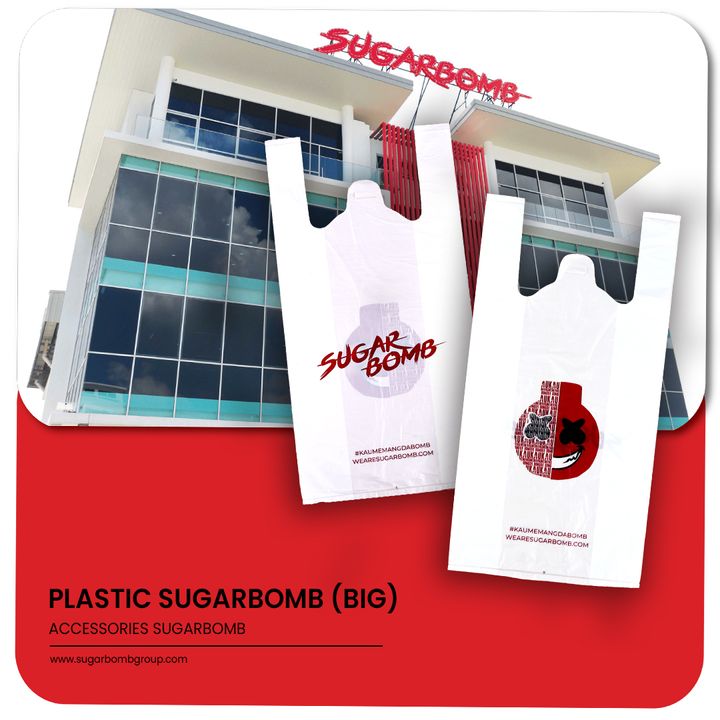 PLASTIC BIG
