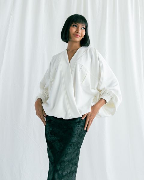 HOLLIE KIMONO JUMPER 02