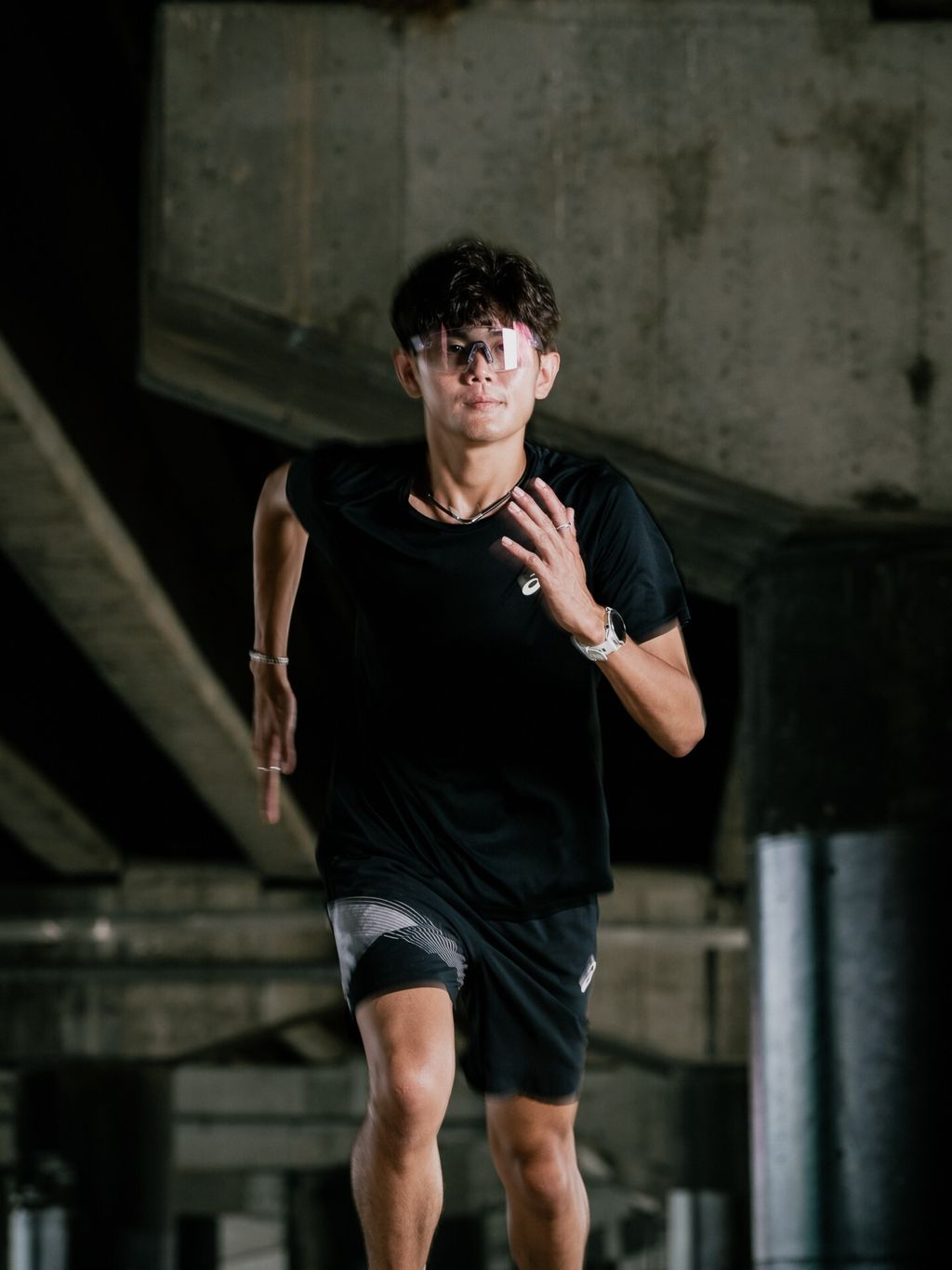 官網圖_RUNNER變色13