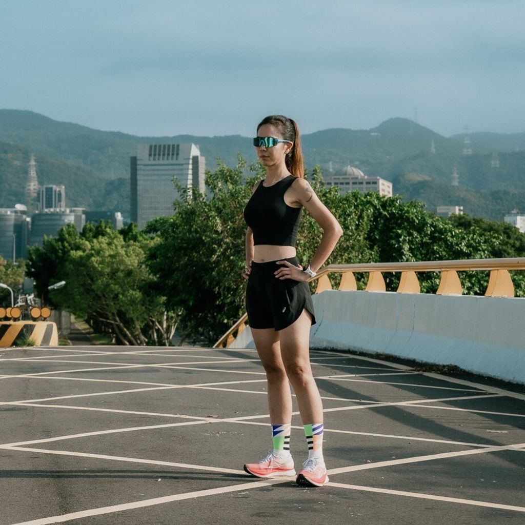 官網圖_RUNNER實色16