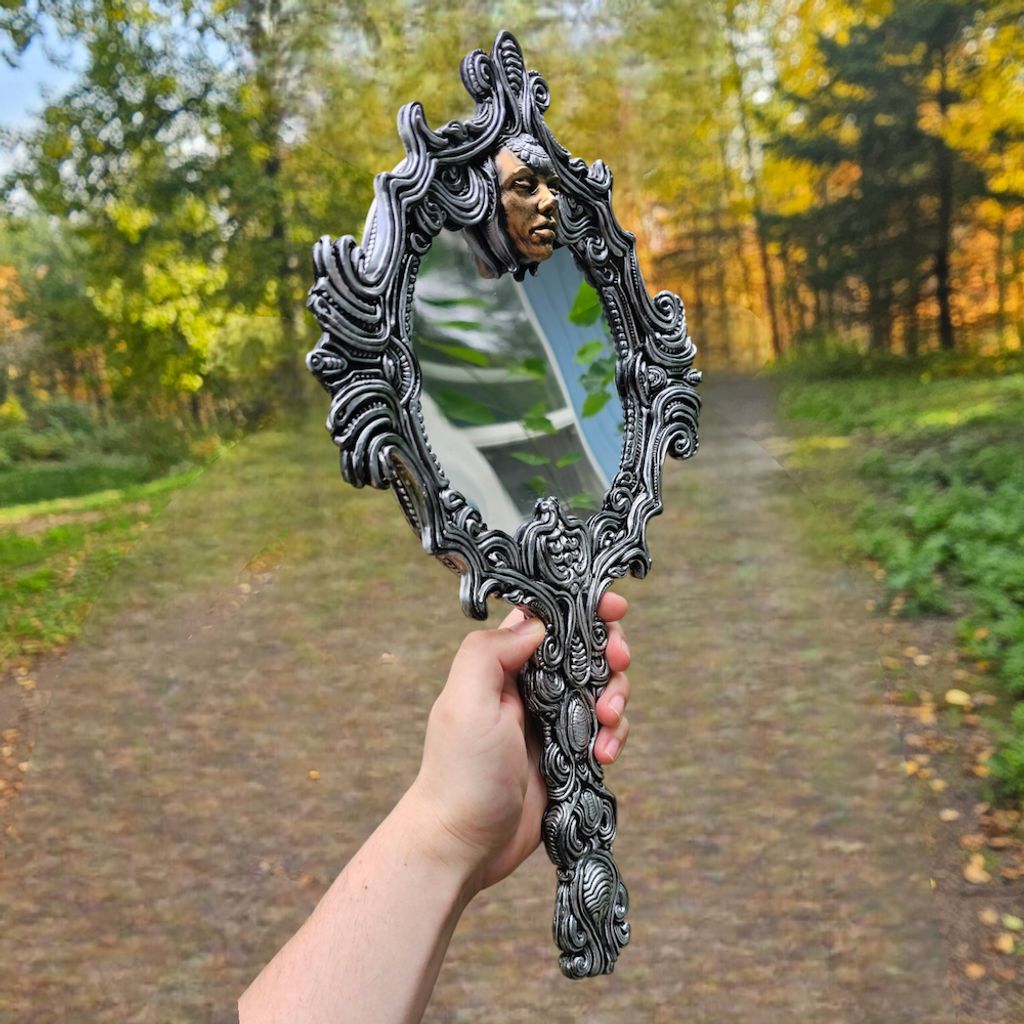 tw-11134207-7rasm-m6anma70vgae8b