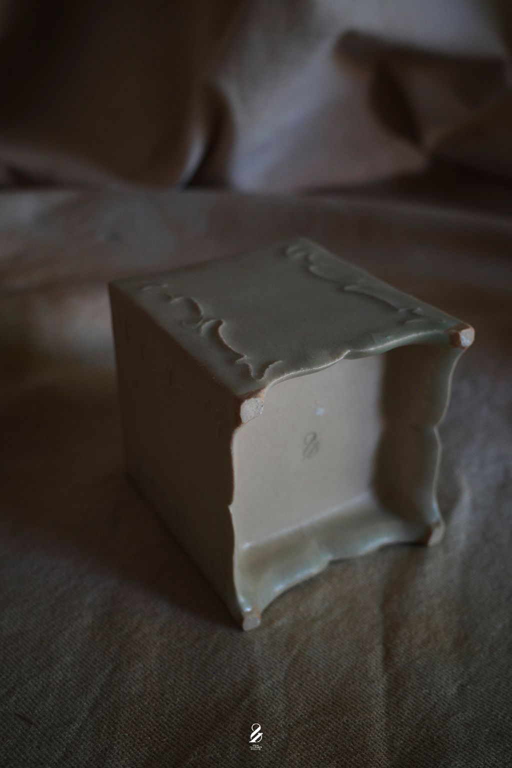 LIO-22 Vase_White_5