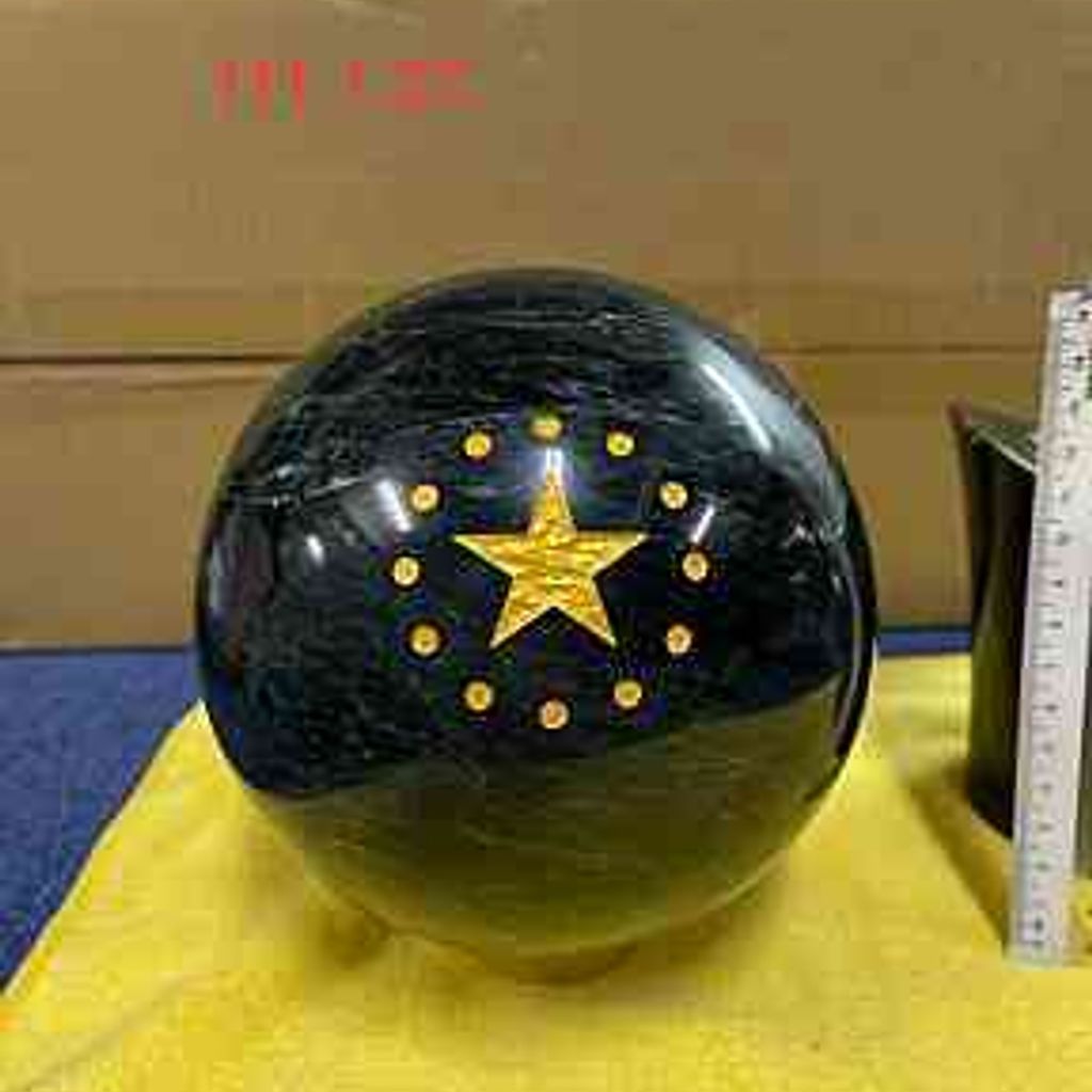 台灣墨玉圓珠直徑10公分 生生不息