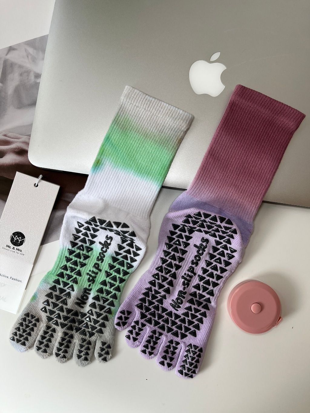 tw-11134207-7ra0o-mdbggbgn52677a