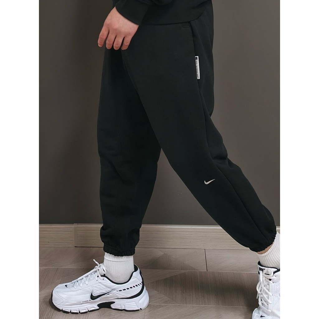 tw-11134207-81ztf-mib7iatov8co63