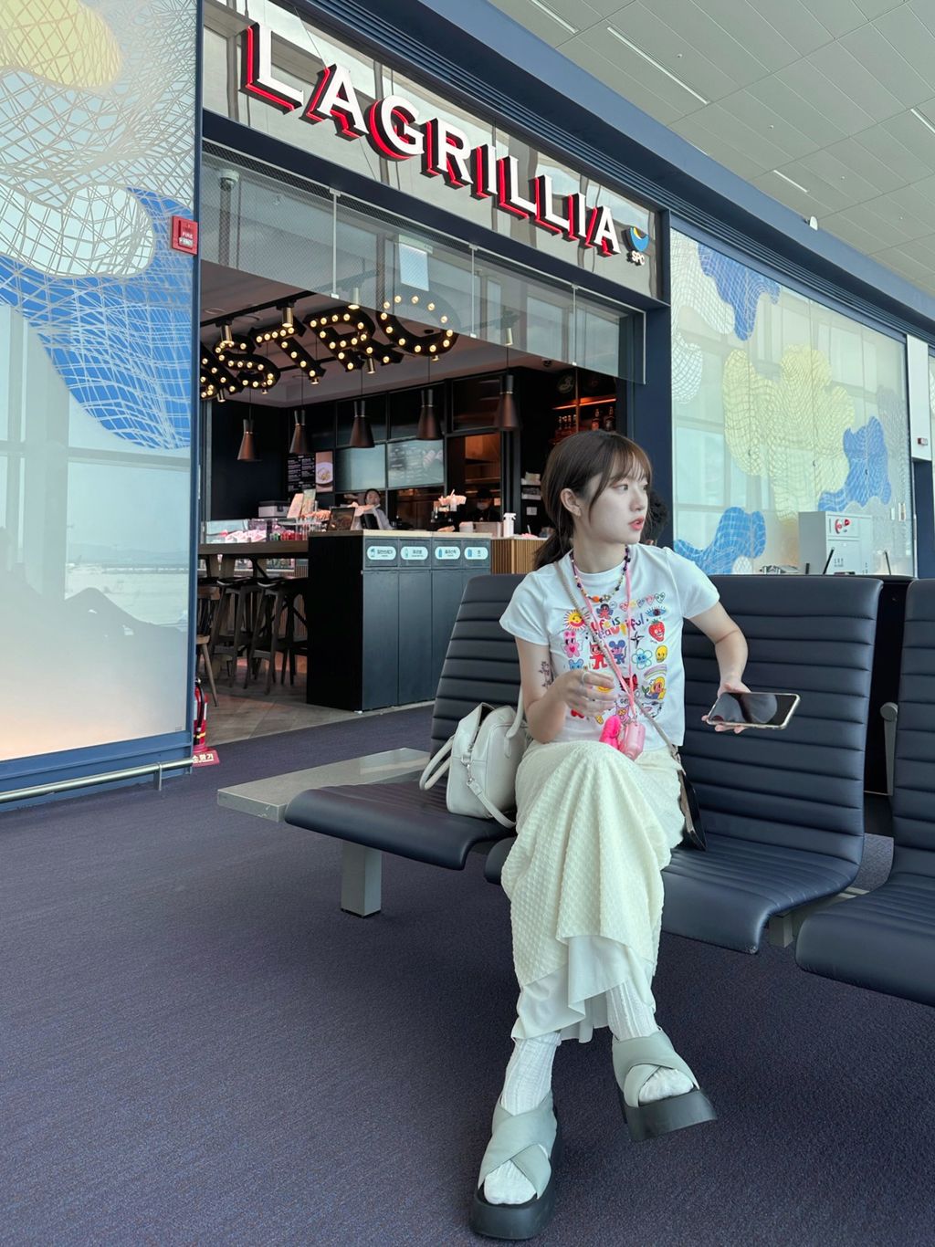 B8C30EDF-92A5-4AED-A823-E8D8DD6BA06F