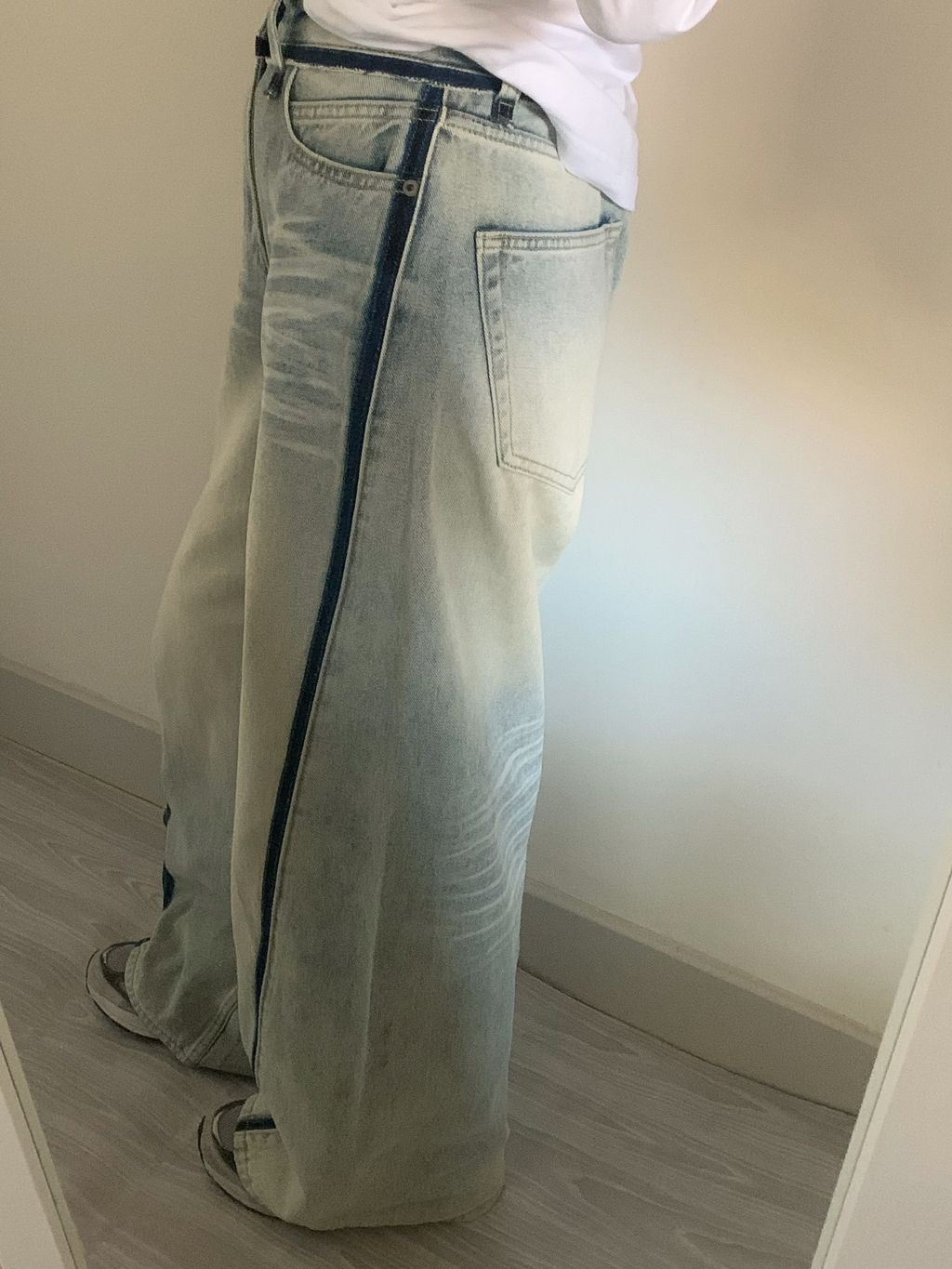 image_3F678673-7957-4091-890B-B3378F13B052_1765965497