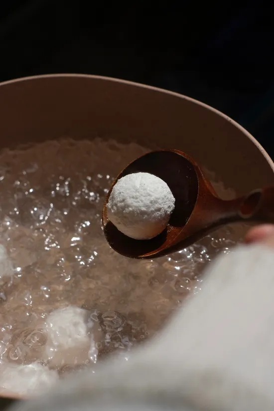 秉持傳統手作元宵 | 御品元冰火湯圓