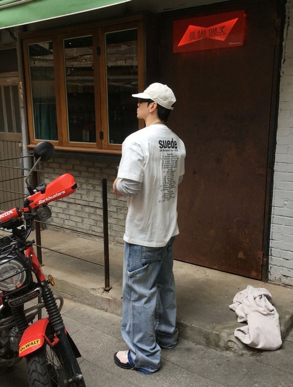 eeaa72f1-8b79-469a-8b9d-c53e7b53d184