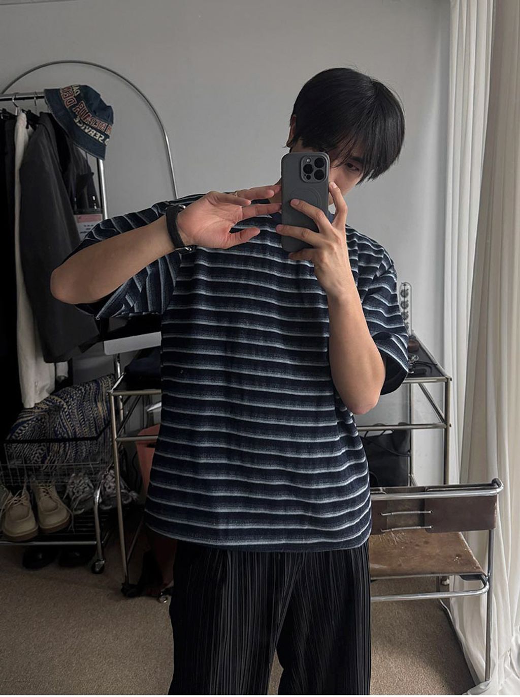 s03