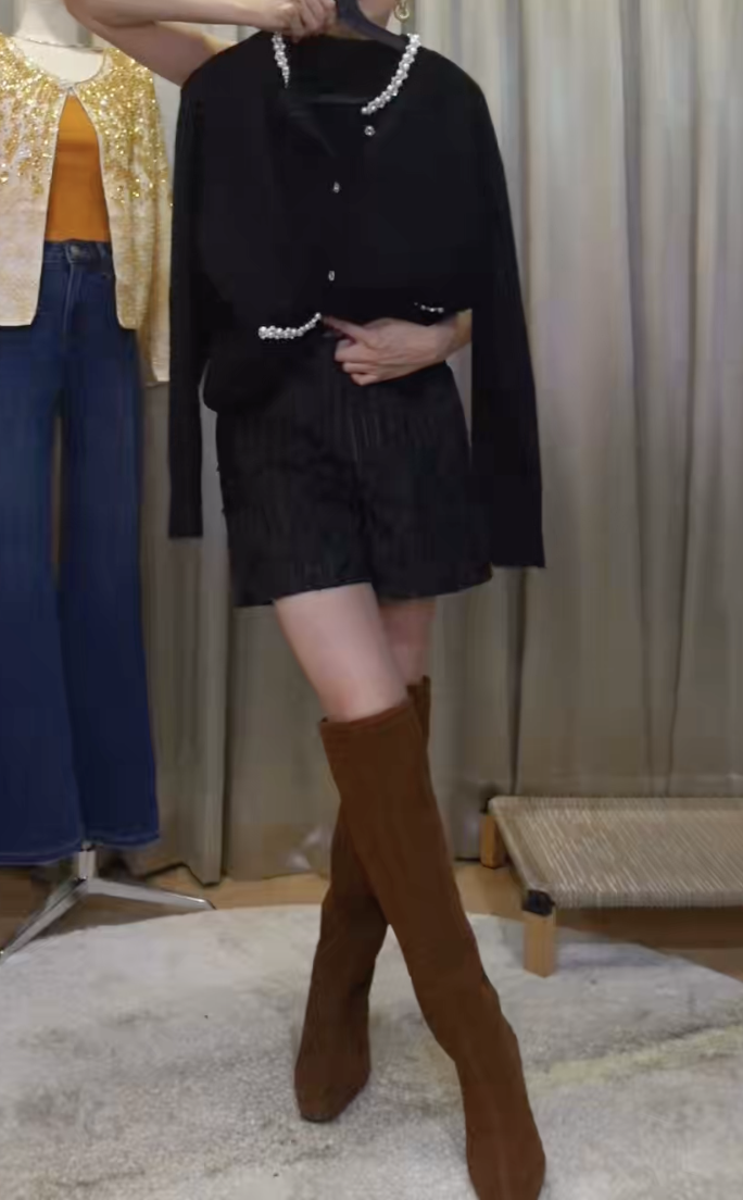 截圖 2025-10-28 晚上11.48.26