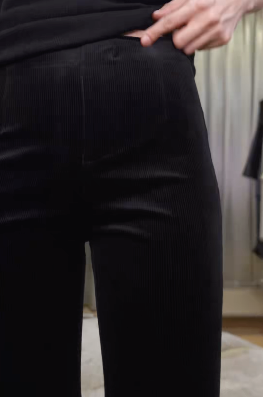 截圖 2025-10-28 晚上10.02.56