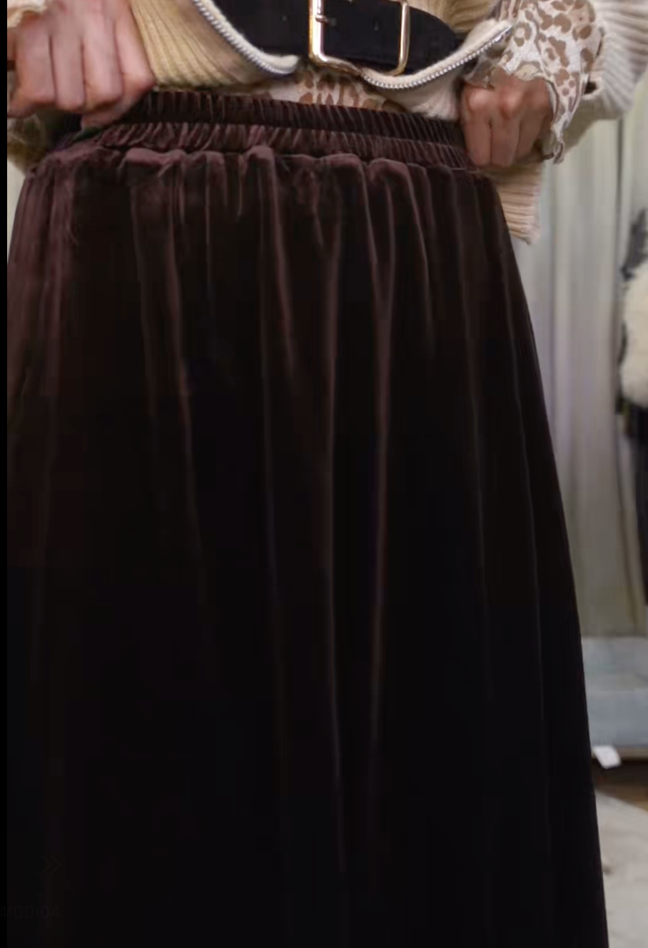 截圖 2025-11-18 晚上9.49.03