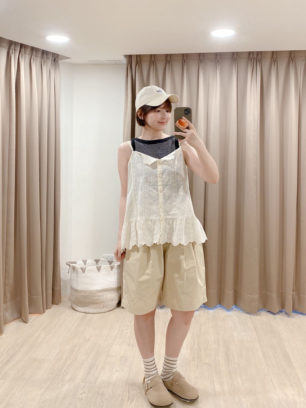 2227585F-5D52-4DB9-8D33-5022B117B99F