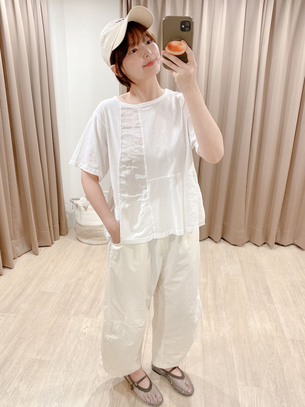 F5168AA8-E559-40E2-85A4-453BDB2AE696