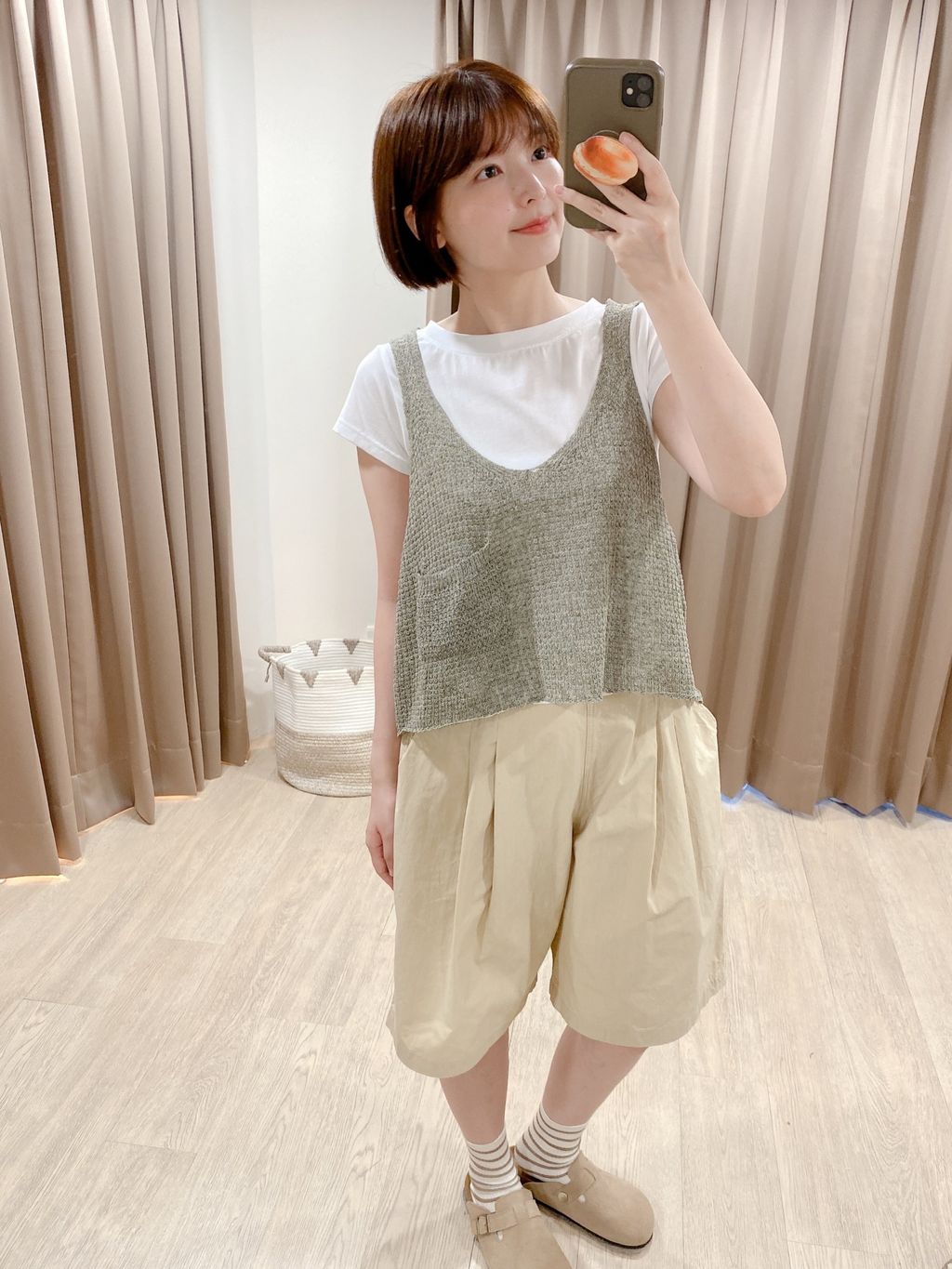 BD714F98-B8A6-430B-AC7D-E7D580874705