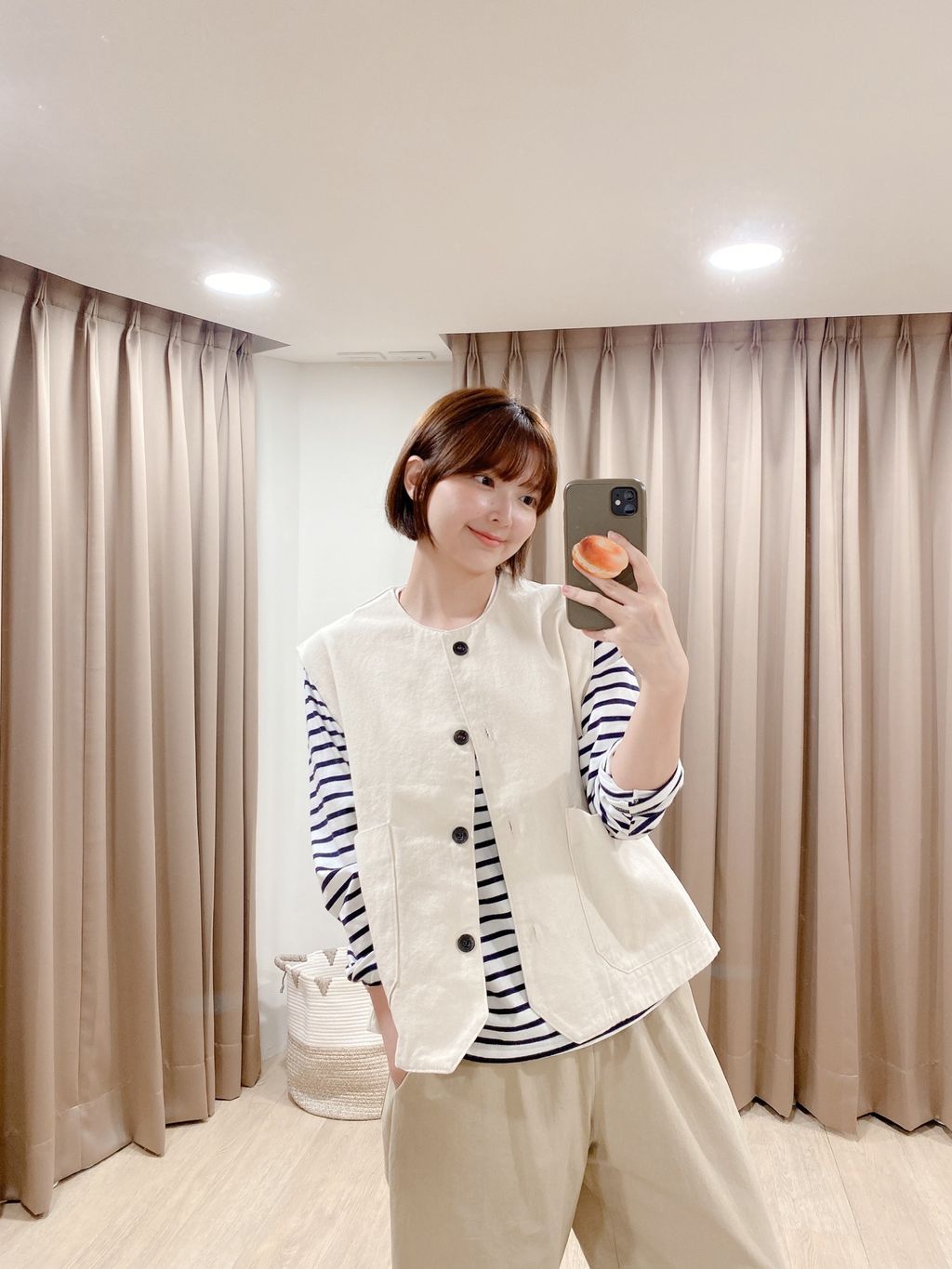 7A261FBA-8B54-44EF-B510-A04F261F139A