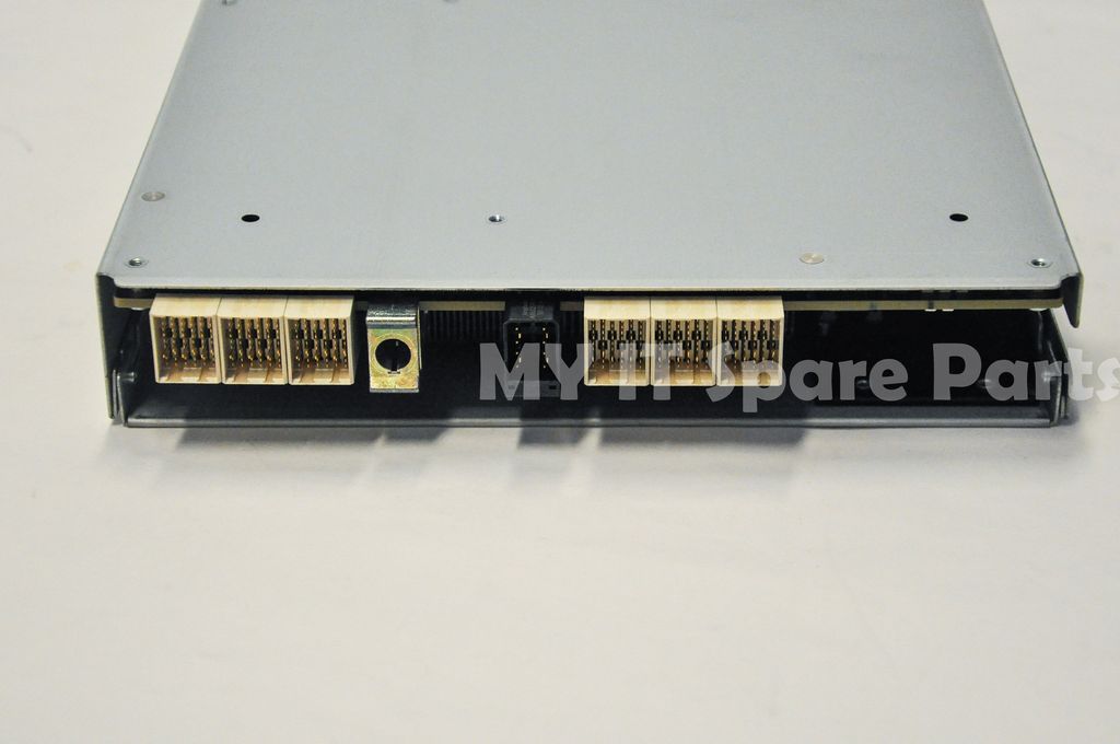IBM Storwize V3700 Controller Node Canister 00RY382 R0636 IBM Storwize V3700 Controller Node Canister 00RY382 R0636
