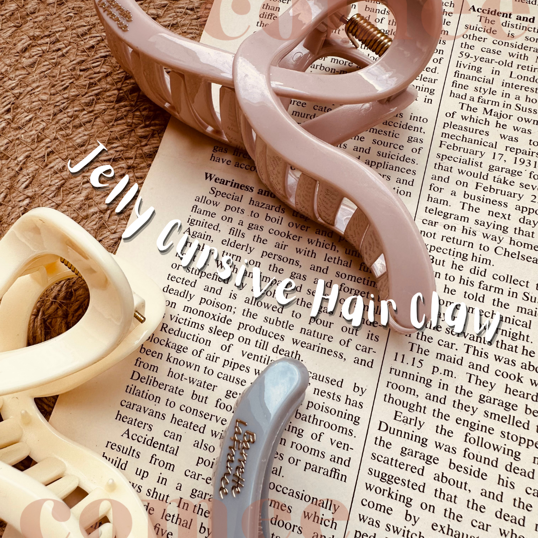 Jelly Cursive Hair Claw (1)