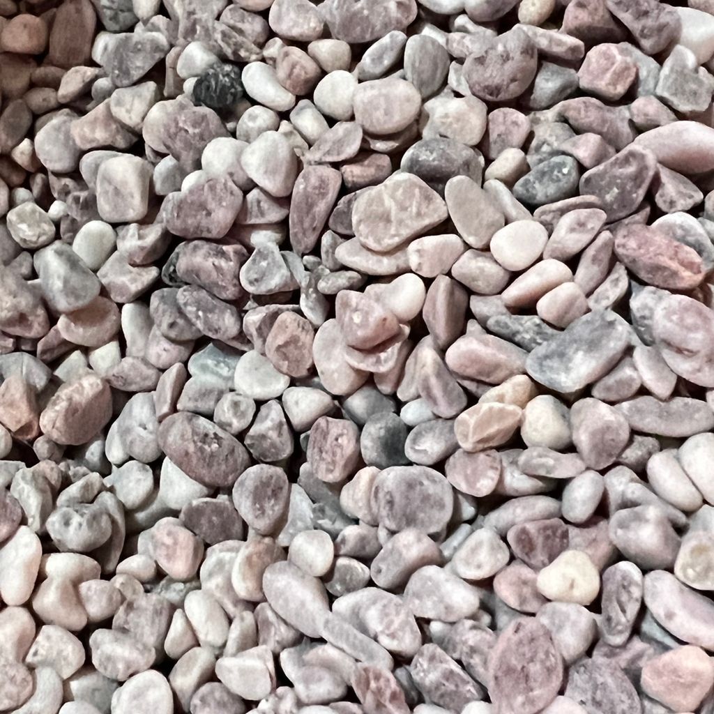 Mixed pebbles $4(1)