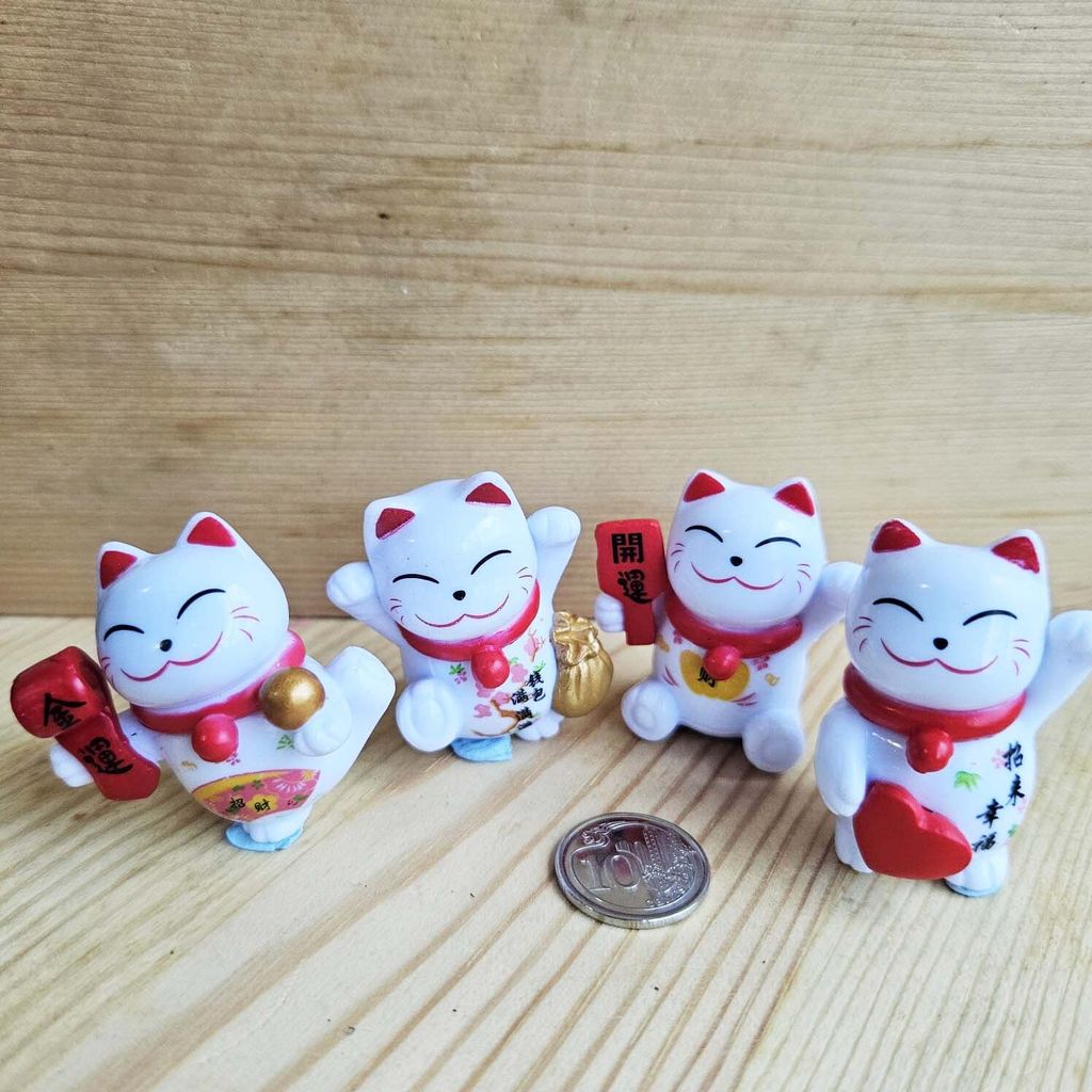 GC Fortune Cat B