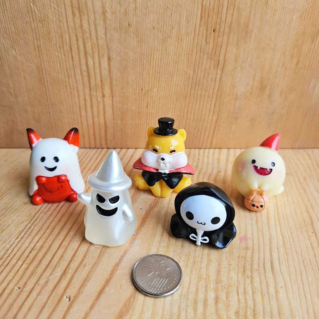 GC Figurine_Happy Halloween