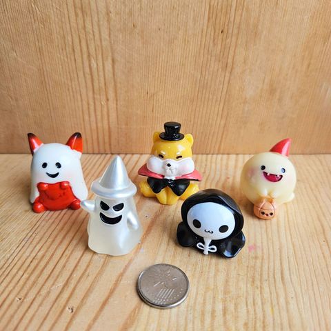 GC Figurine_Happy Halloween