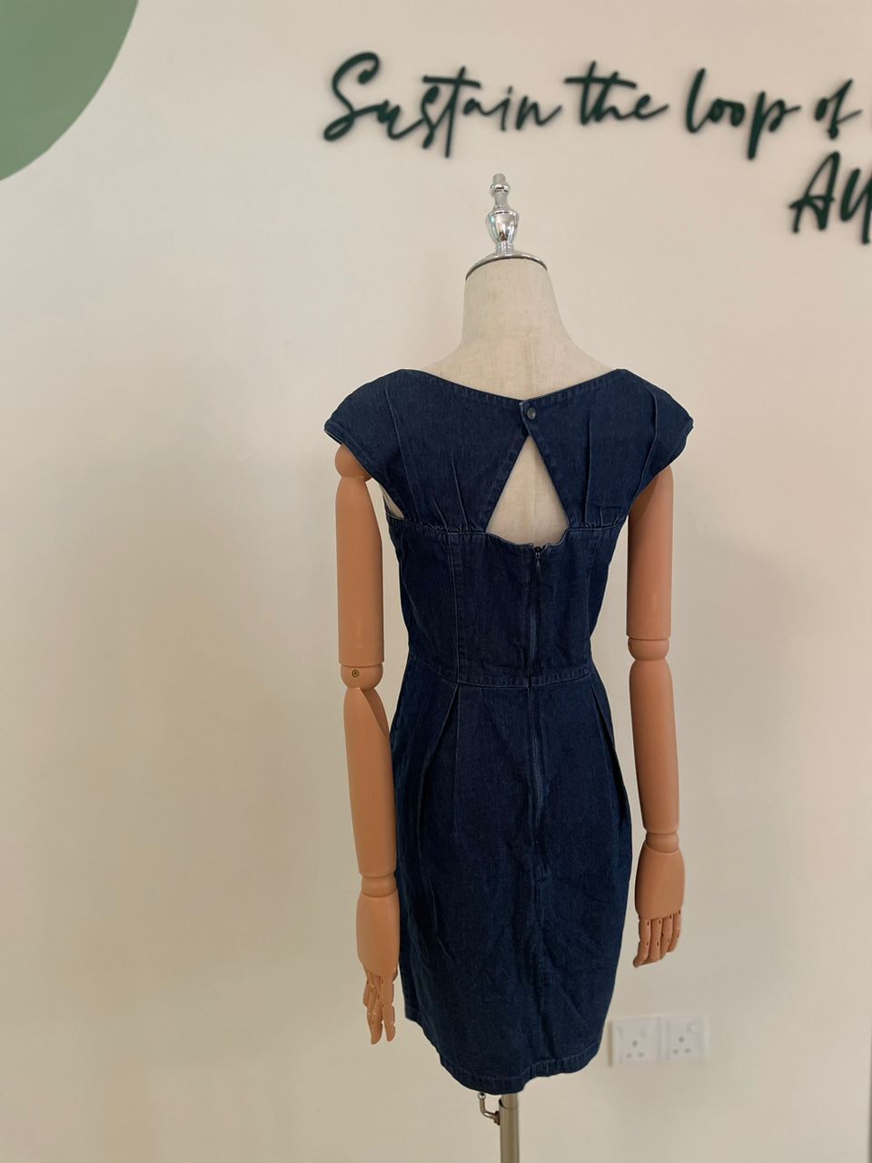 MAFSMJP Black Blue Overalls Denim Dresses for Women Single Breasted Denim  Dress Sleeveless Midi Dresses Female Loose Spring, Blue, X-Small :  Amazon.ca: Clothing, Shoes & Accessories
