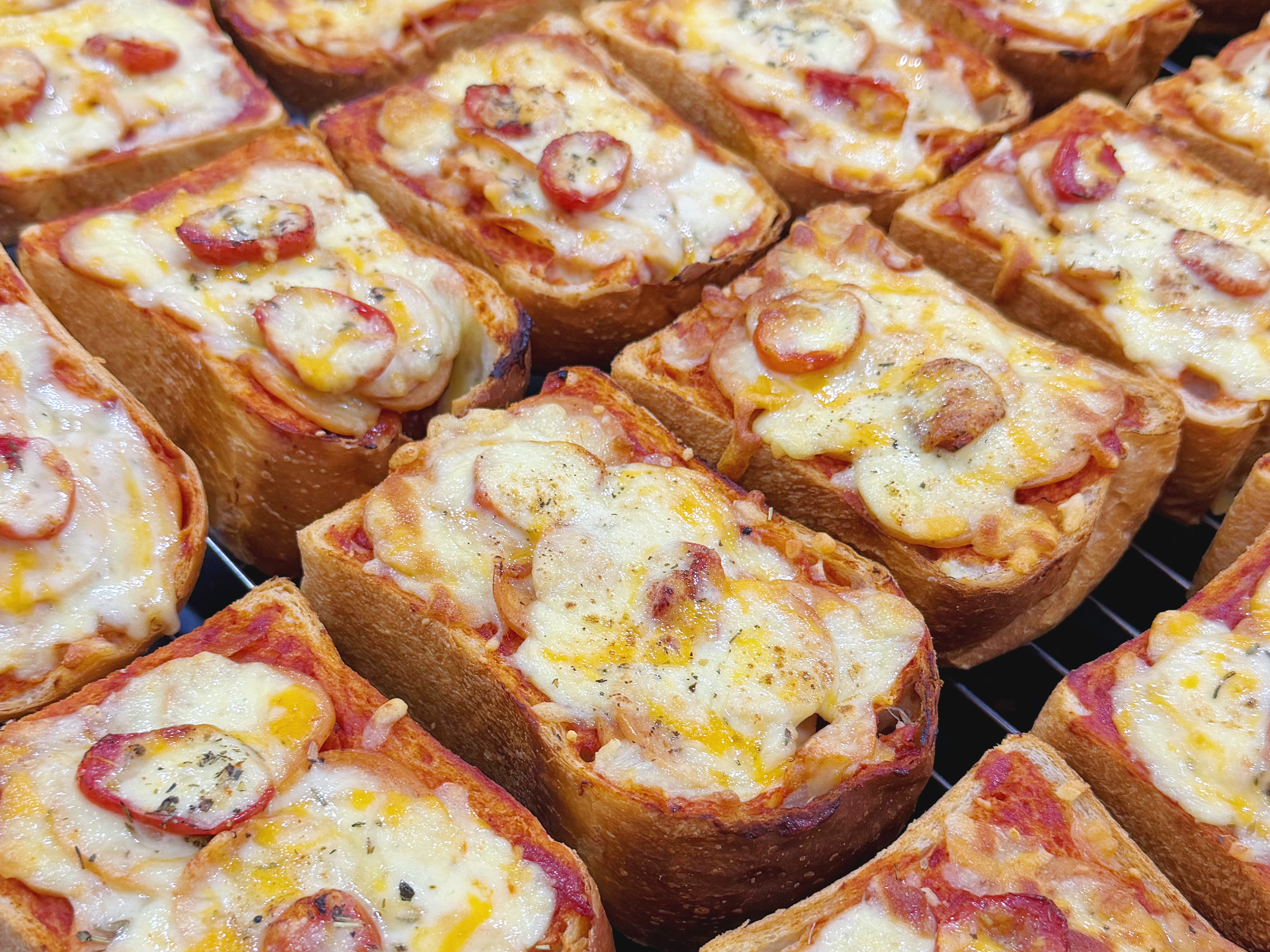Savoury Toast | Jo Le Bagel 