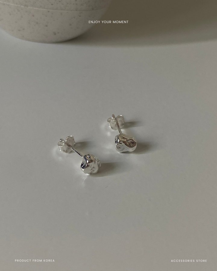 textured bead studs