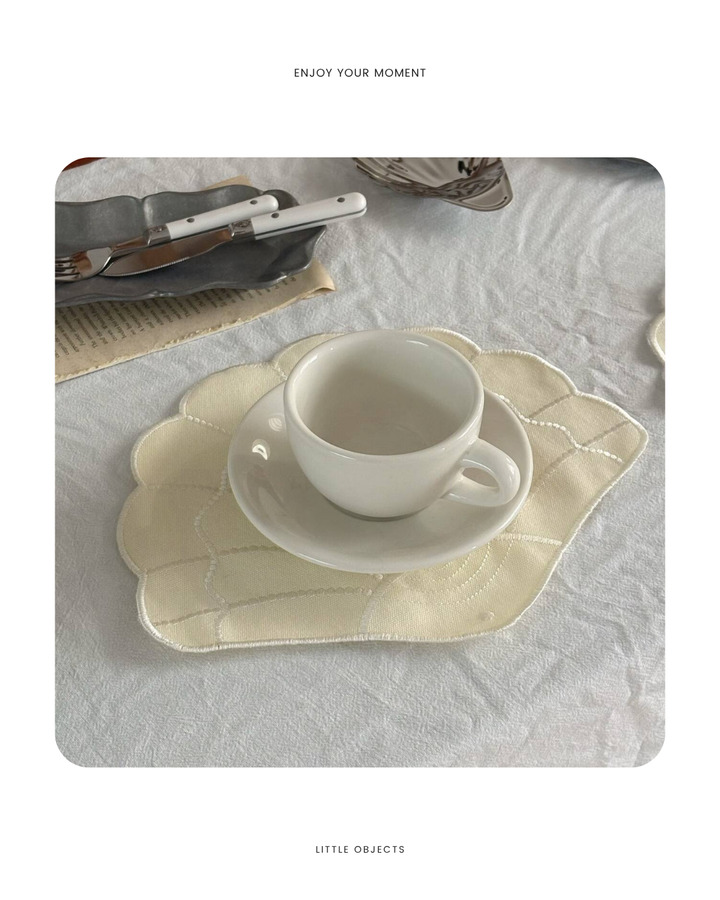 shell-shaped table mat (2)