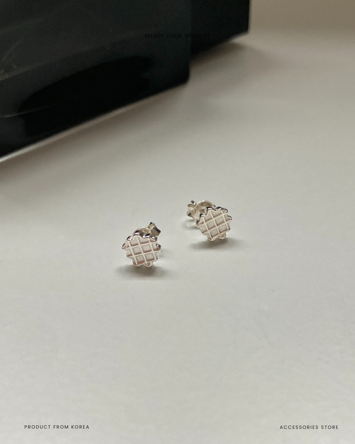 June earrings 2 (3)