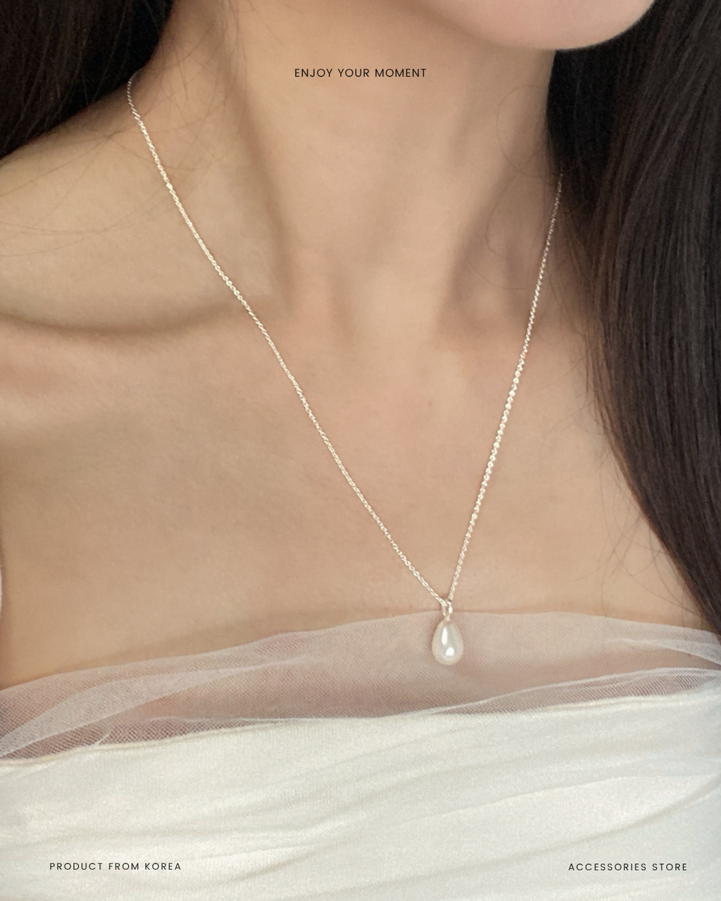 Graceful Pearl Necklace