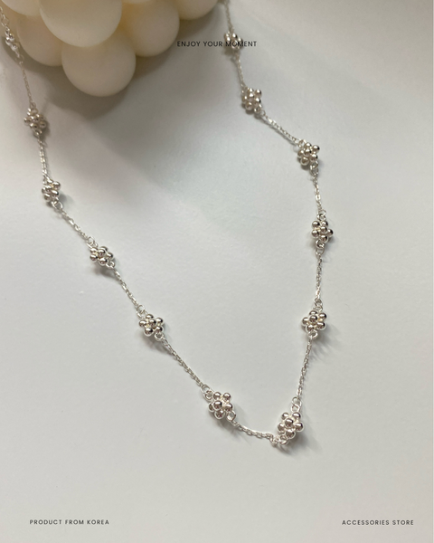 handmade flower necklace